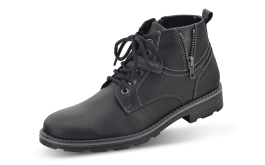 Men's boots made of black leather