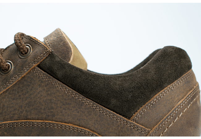 Мъжки кожени обувки с тъмна яка от велур Снимка 5